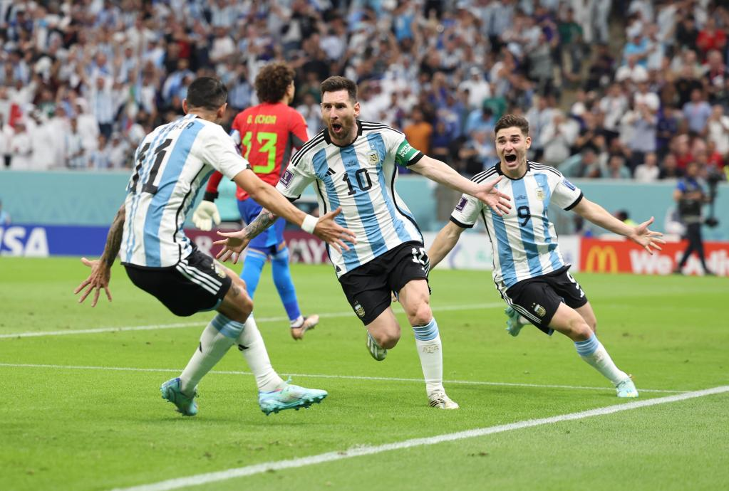 World Cup 2022: Messi madness at the inauguration of the World Cup final  stadium